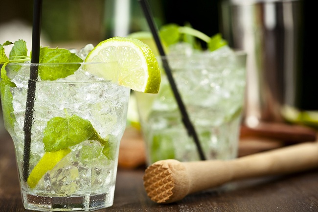 cách pha chế 10 loại cocktail phổ biến nhất trong bar